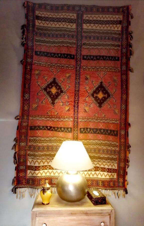 Les Bains De Fez Tara Bed & Breakfast Екстериор снимка